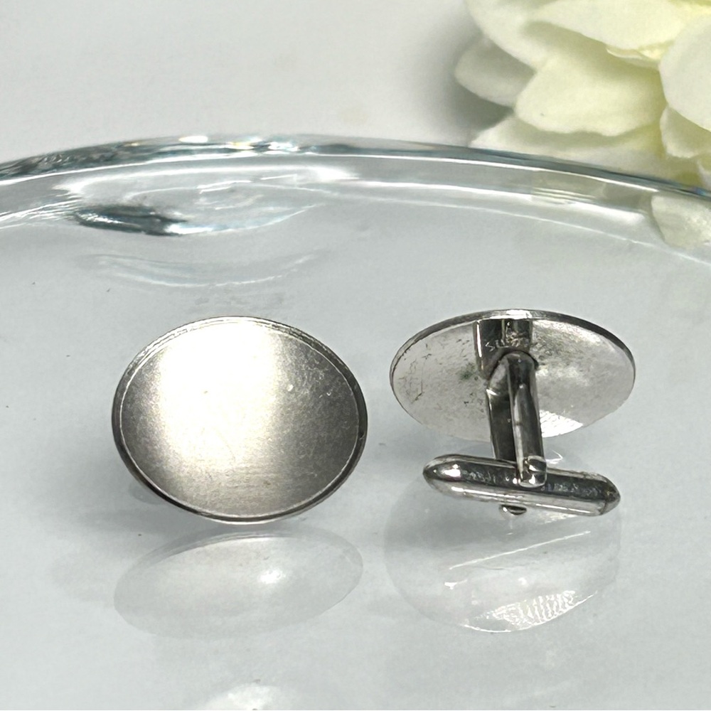 SWANK Vintage Silver Tone Metal Cuff Links Signed Brushed Satin Ovals Cir 1960s